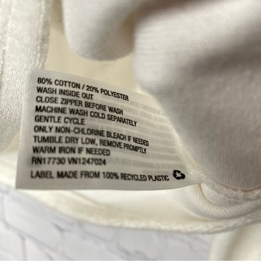 Stoney Clover Lane x Target Cropped Half Zip Sweatshirt in White XS - Picture 6 of 11